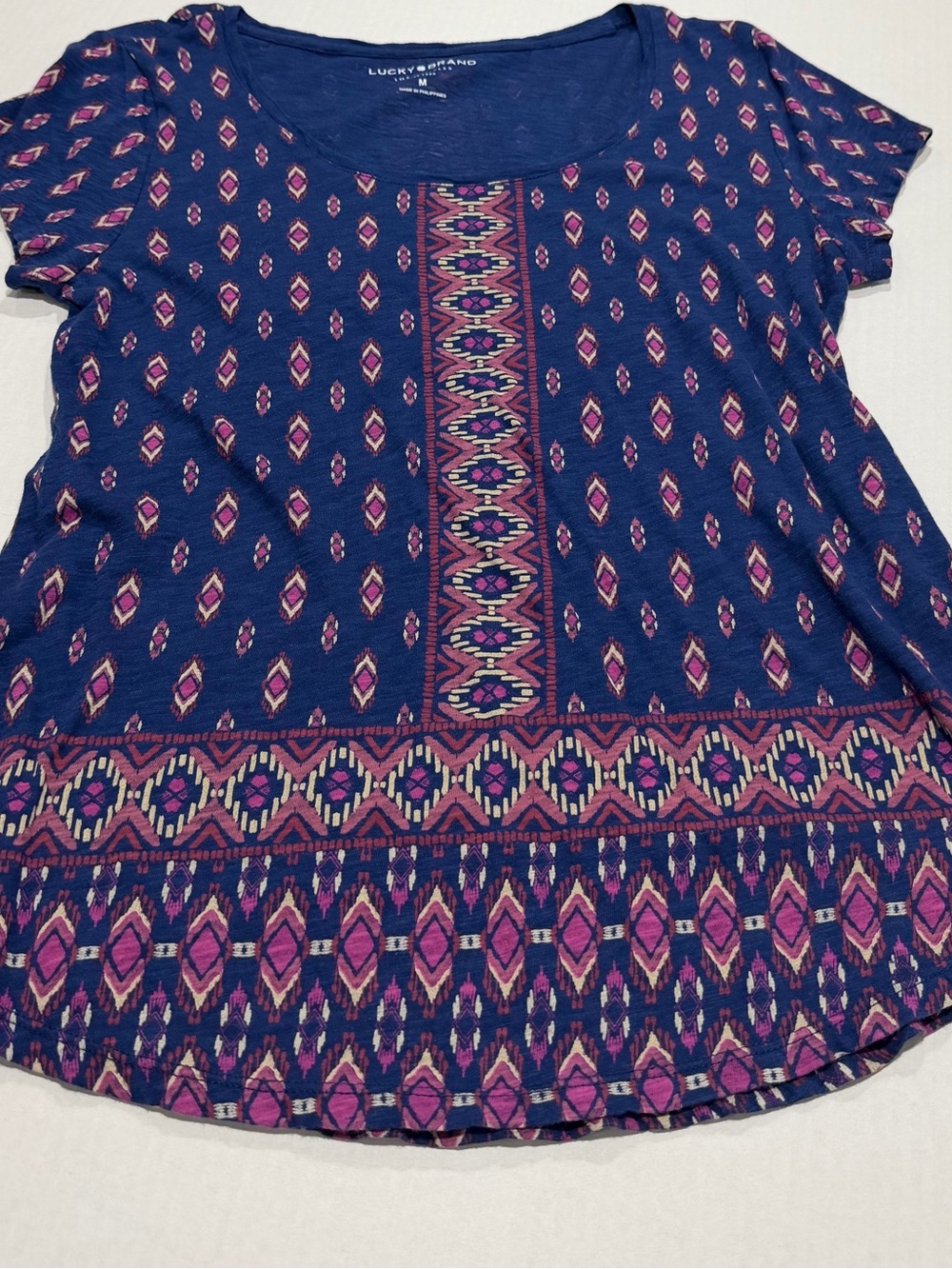 Lucky Brand Navy Short Sleeve Scoop Neck Top with Pink Geometric Print